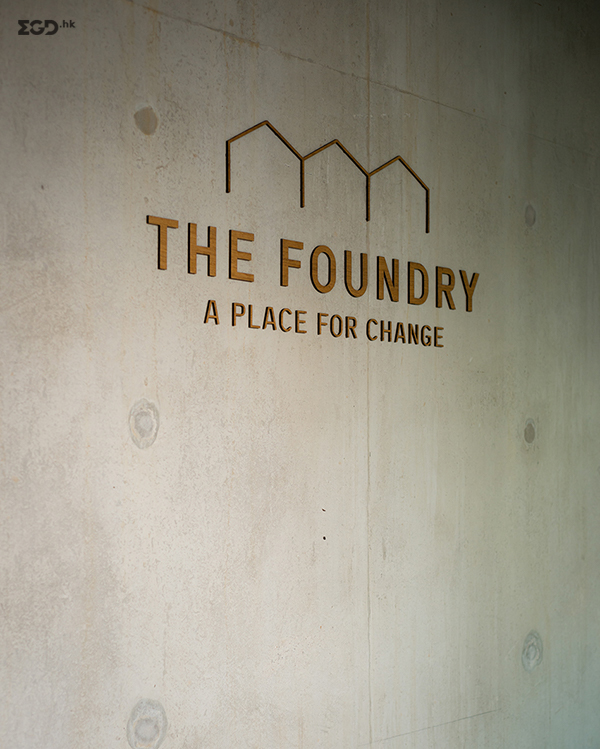 The Foundry办公室环境指示系统及艺术品设计 © Studio Wolfstrome
