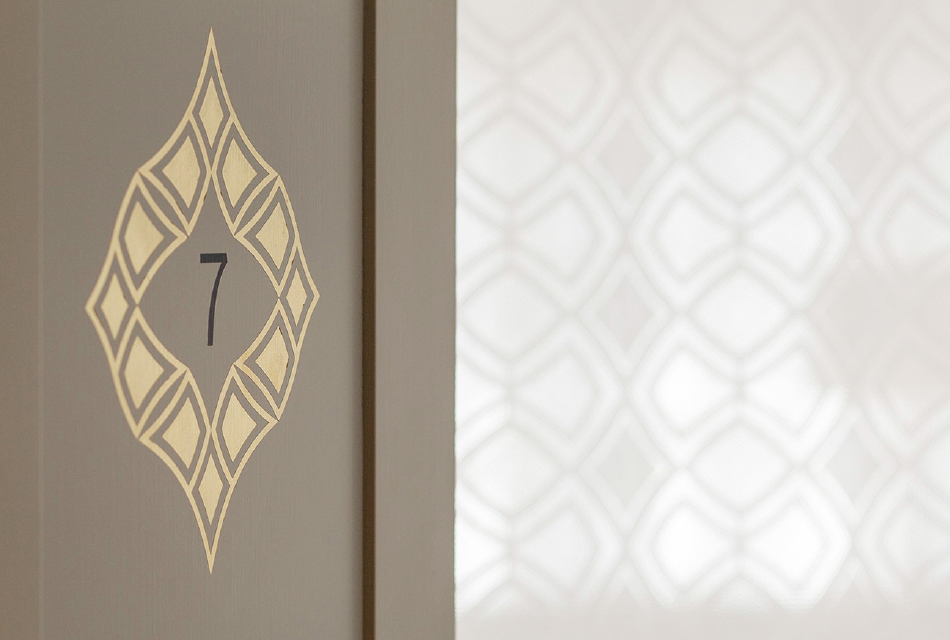 皇冠记忆旅馆精品酒店标识系统设计©feinform