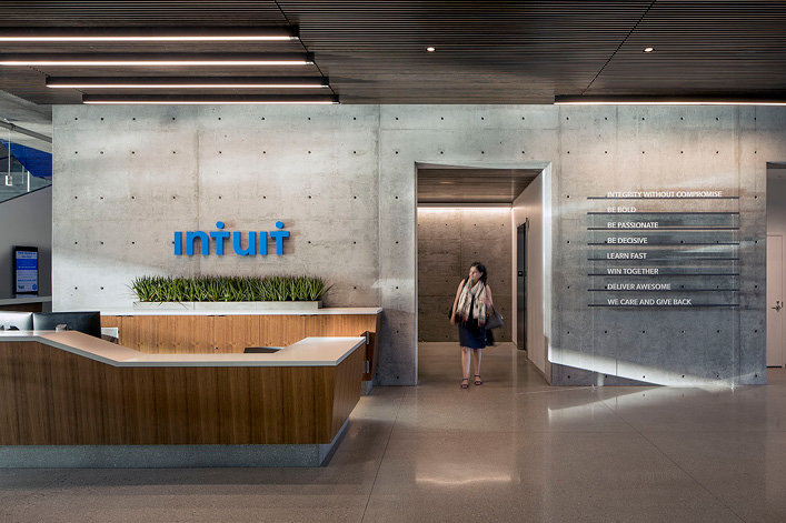 Intuit新办公楼环境标识设计©EGG Office