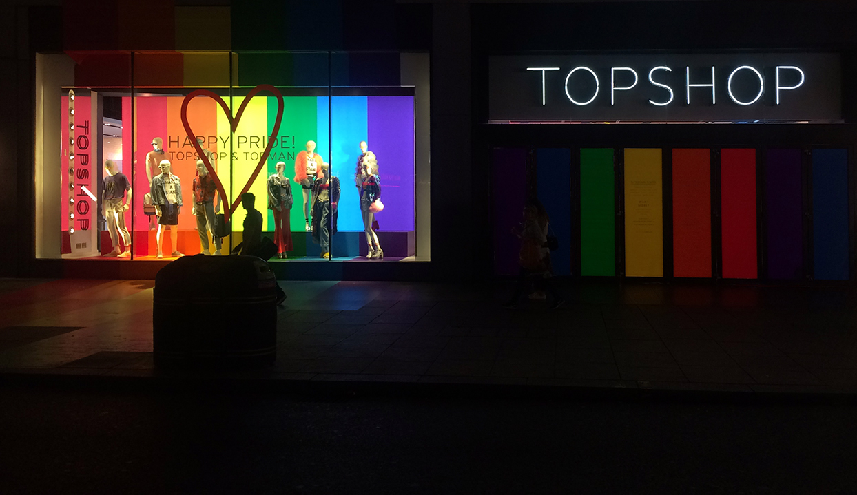 Topshop 装饰图形设计© The Graphical Tree